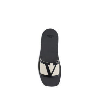 Valentino Garavani Viva Superstar Sandals